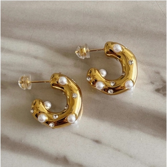 “Bella” Gold Plated Pearl and Diamond  chunky Hoops - Picture 6 of 9